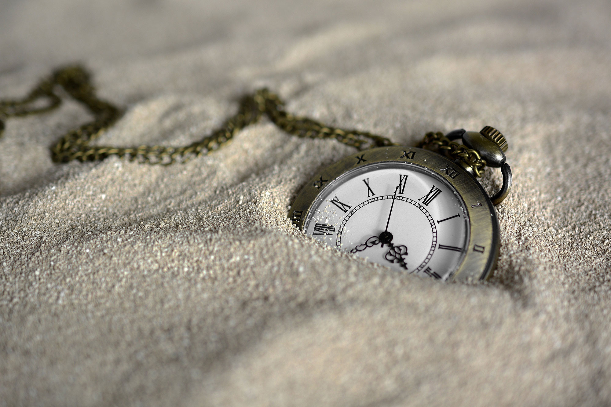 quanto tempo ci vuole per ottenere finanziamento espresso con un orologio da taschino nella sabbia